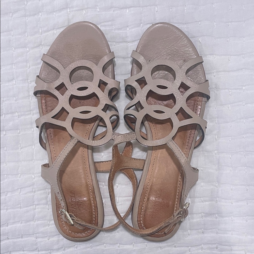 Elegant Beige Women's Sandals